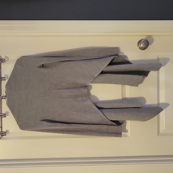 Athleta Solstice Wrap Gray XXS EUC - Picture 10 of 10